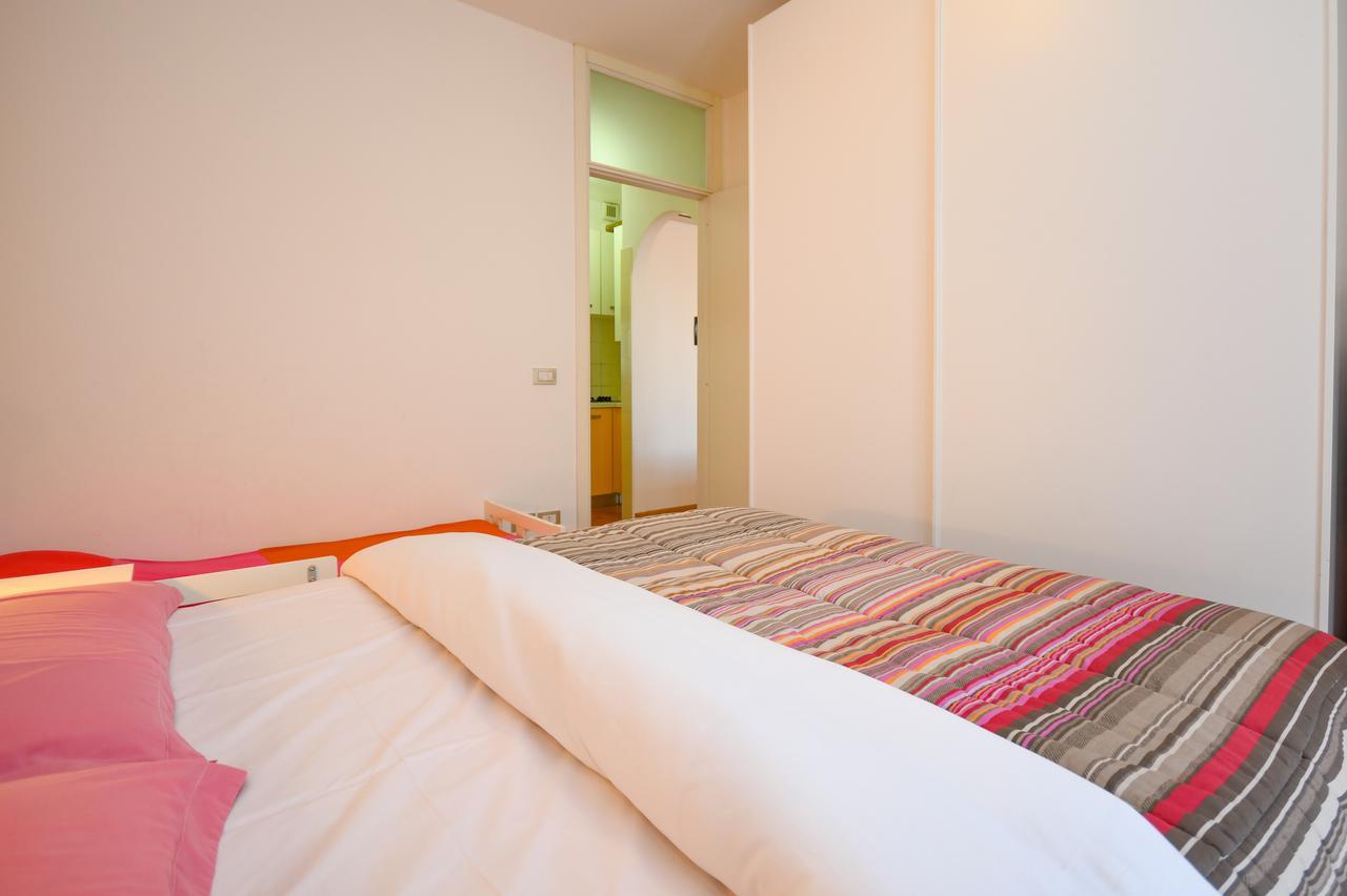Sirmione Beach Apartment Eksteriør billede