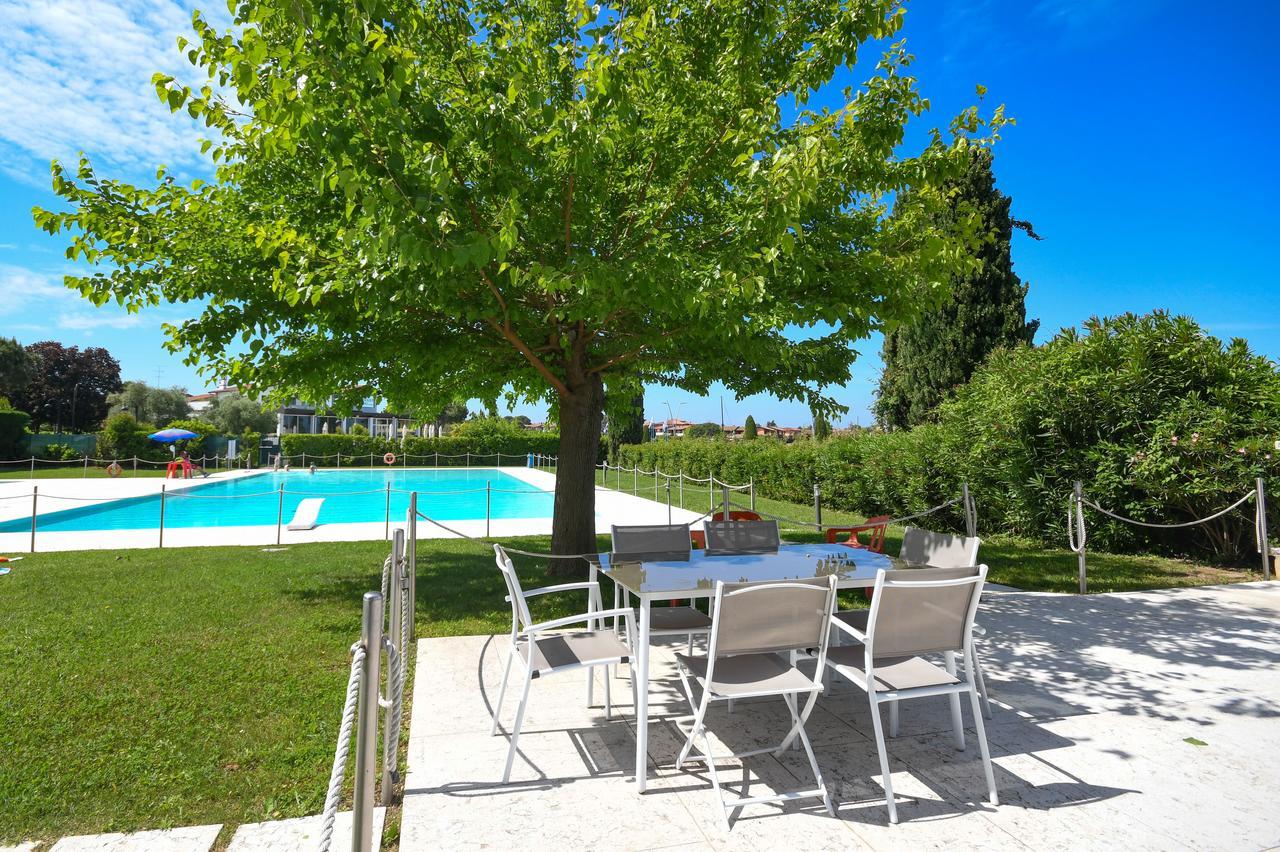 Sirmione Beach Apartment Eksteriør billede